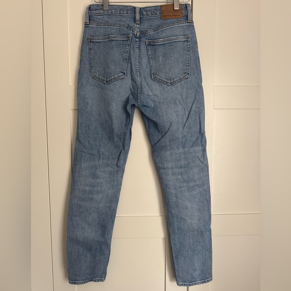 Aritzia Denim Forum The Yoko High Rise Slim Skinny Jeans Light Wash Size 26 - Picture 5 of 7